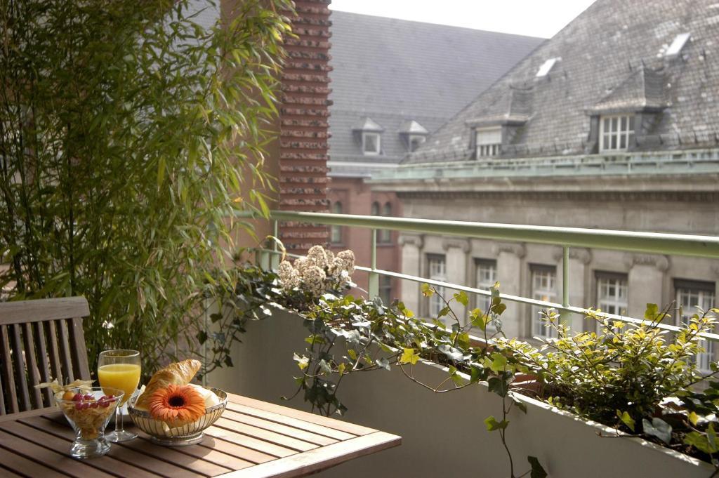 קלן Residenz Am Dom Boardinghouse Apartments מראה חיצוני תמונה